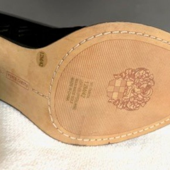 12M Vince Camuto Suede peep toe black shoe bootie - Picture 12 of 13